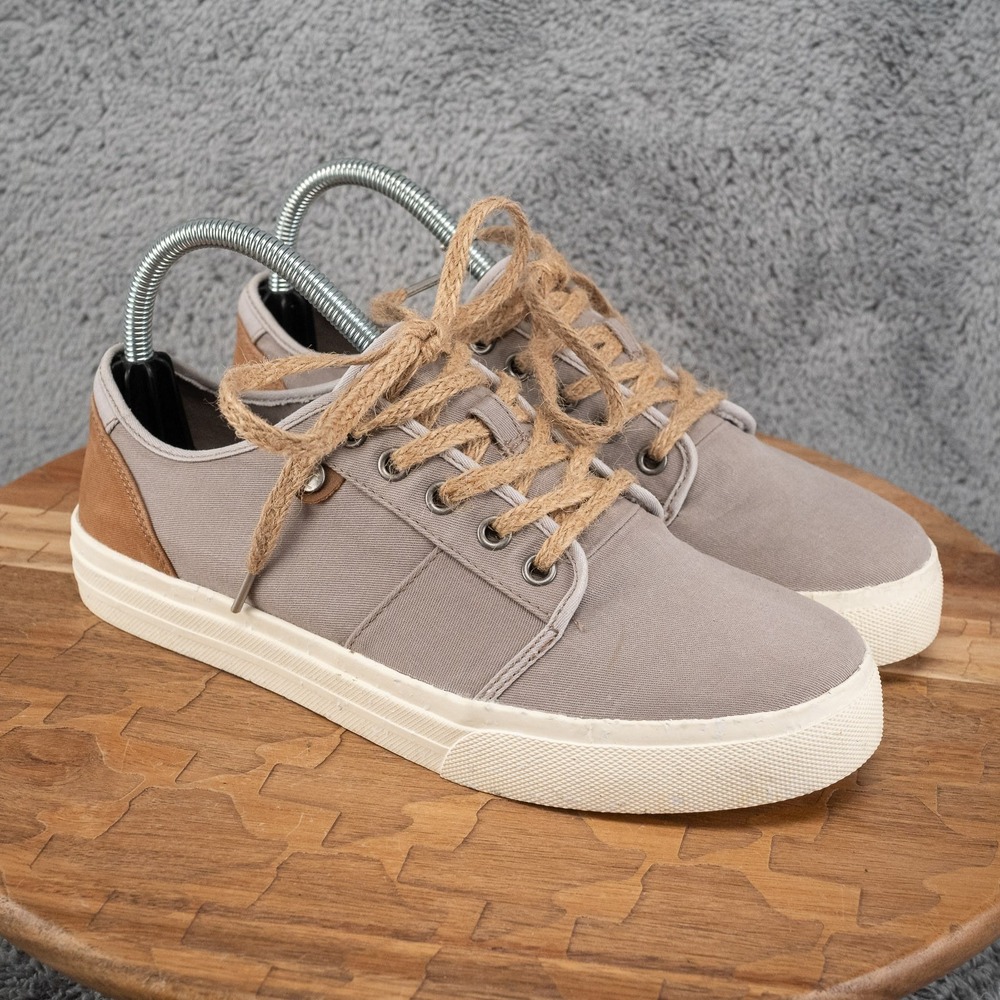 Taos Footwear Gray Canvas Sneakers with Tan Heel Detail